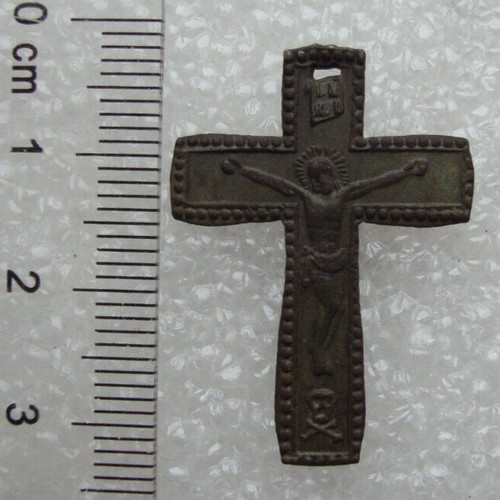Antico ciondolo croce