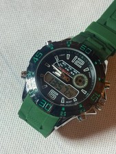 Orologio da uomo Digitale •