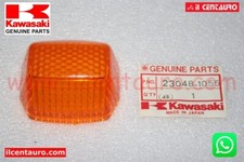 23048-1055 PLASTICA FRECCIA INDICATORE ORIGINALE KAWASAKI EX, KL, XZ, ZG, ZR, ZX