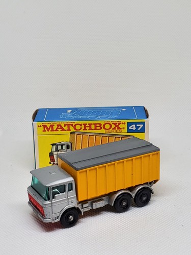 Camion ribaltabile vintage