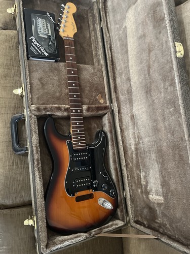 Fender stratocaster - fender,