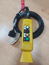 Pulsante sospeso per gru