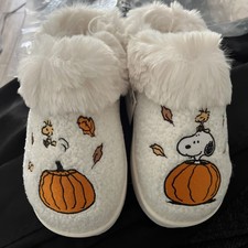 AE Peanuts Snoopy pantofole