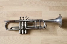 Ancien Cornet à Pistons