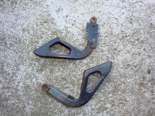 Coppia staffe cofano anteriore - staffe,