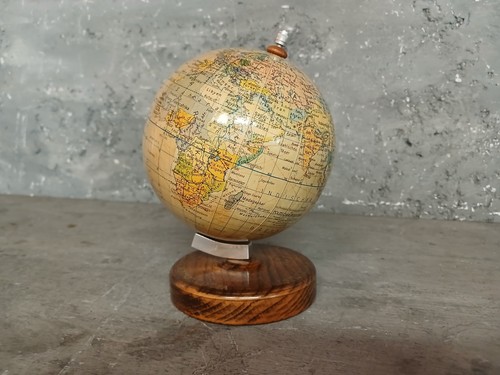 Vecchio mappamondo erdglobus - mappamondo,