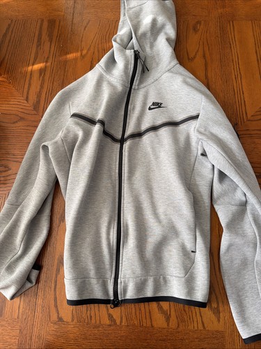 Nike sportswear tech - nike,