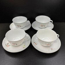 Set 4 tazze e piattini