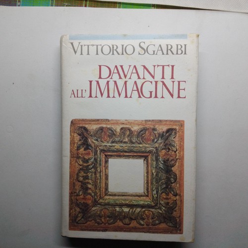 Libro davanti all - libro,