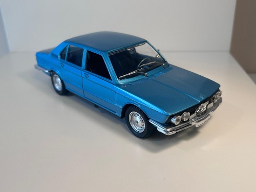 Polistil bmw 525 e12 - 525,