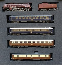 Treno passeggeri a vapore