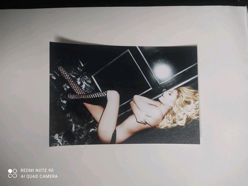Paris hilton bella - paris,
