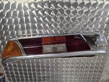 Fanale posteriore sinistro tipo 'codine' Mercedes-Benz W111 – con scheggiatura