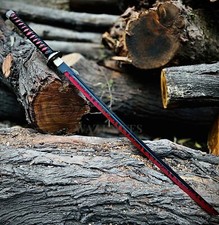 Spada personalizzata fatta a