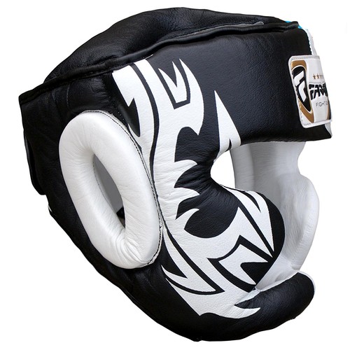 Casco protezione testa boxe