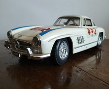 MODELLO AUTO BURAGO MERCEDS