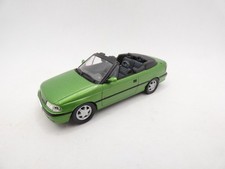 Opel Astra Cabrio Bertone 1/43 Ixo Altaya