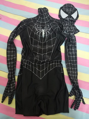 Costume nero incredibile