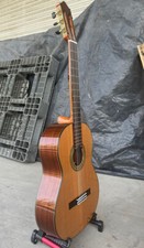 [Video] Piano in cedro massello realizzato da liutaio con corpo in palissandro chitarra classica spagnola