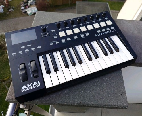 Akai advance controller - 25,
