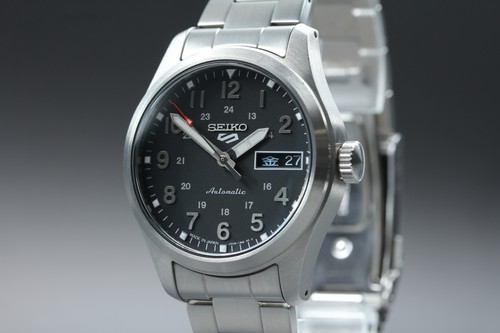 Quasi come nuovo - [], orologio
