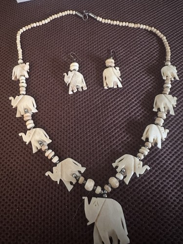 Collana elefante intagliato - , 27