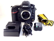 Corpo fotocamera reflex digitale Nikon D800 36,3 megapixel senza obiettivo classico Giappone [27.866 scatti!]