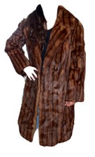 Pellicceria E.Delaroli Napoli