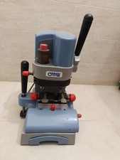 Duplicatrice chiave punzonata