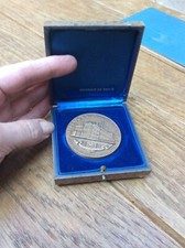 Medaglia, TRECA LABOR OMNIA
