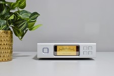 AURENDER N100 MUSIC SERVER STREAMER. USCITA DIGITALE AUDIOFILA. OTTIMO.