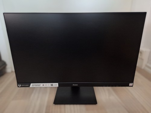 Iiyama master black hawk - g-master,