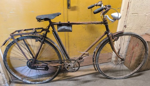 Ancien vélo hirondelle - ancien,
