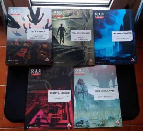 Lotto libri urania - lotto, 5