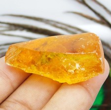 Ambra grezza naturale 31,95 ct
