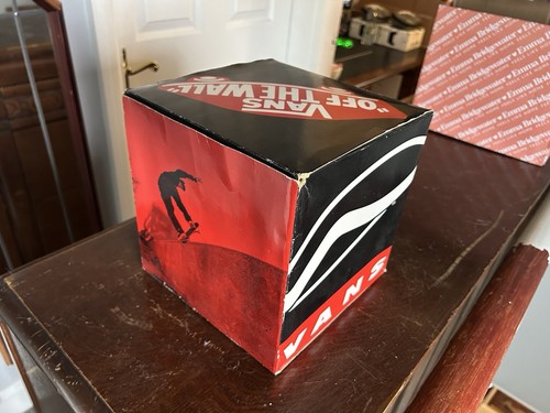 Rare vintage vans shop - vans, display