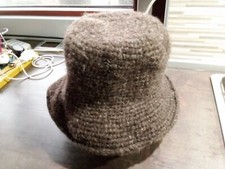 Cappello pura lana fatto a manoDiametro 62 altezza 16 cm