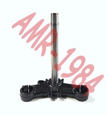 PIASTRA INFERIORE CON CANOTTO