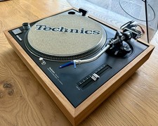 Technics 1210 MK2 in valigetta