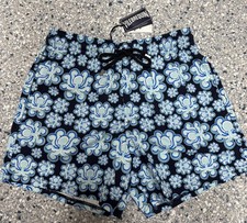 Costume da bagno nuovo con