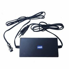 3-poliges Caricabatteria 24V