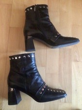 stivaletti donna tg 40 con tacco largo usati due volte