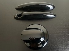 TAPPO CARBURANTE NERO LUCIDO