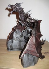 ELDER SCROLLS Skyrim Statua