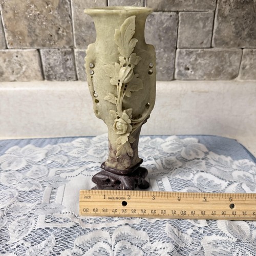 Vaso bocciolo pietra sapone