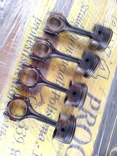 Set pistoni daihatsu terios - pistoni,