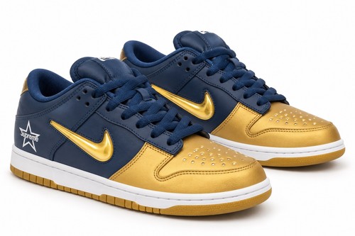 Supreme dunk low - sb,