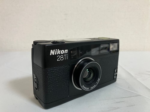 Top mint nikon point - 28, ti