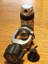 CRESSI mod. AC10 - solo primo stadio attacco staffa/int.