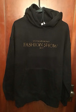 FELPA CON CAPPUCCIO VICTORIA SECRET FASHION SHOW 2025 STRASS NERA GRANDE NUOVA